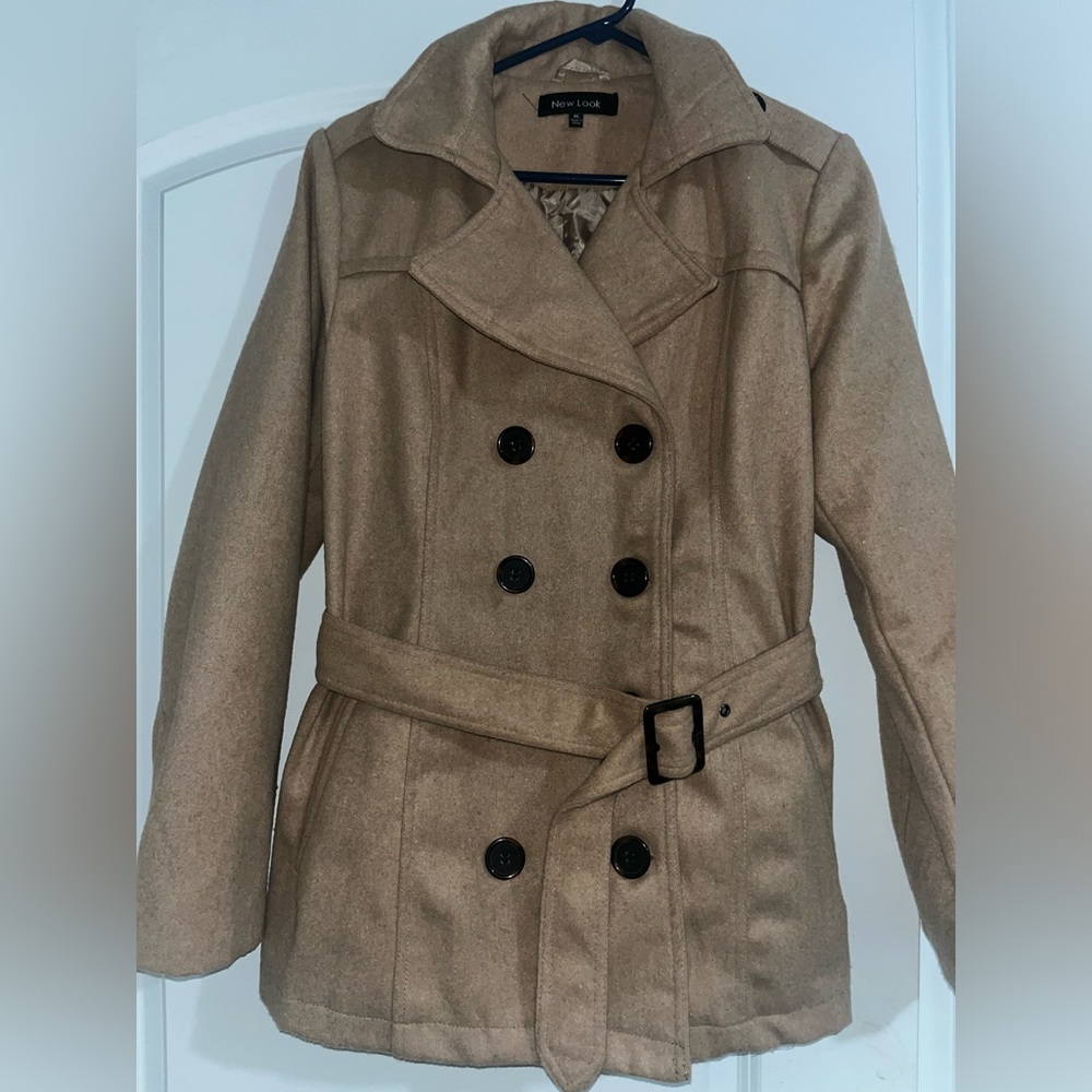Camel 🐪 pea coat - Picture 3 of 9